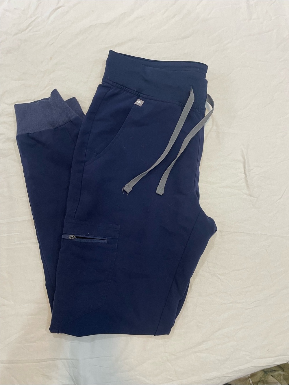 FIGS women’s scrub pants Navy XS Zamora